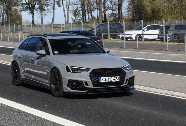 Audi RS4 Avant B9