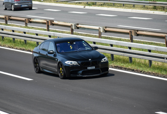 BMW M5 F10 2011