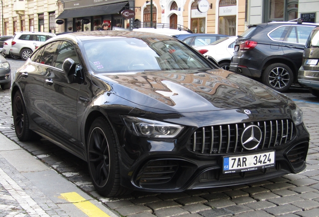 Mercedes-AMG GT 63 X290