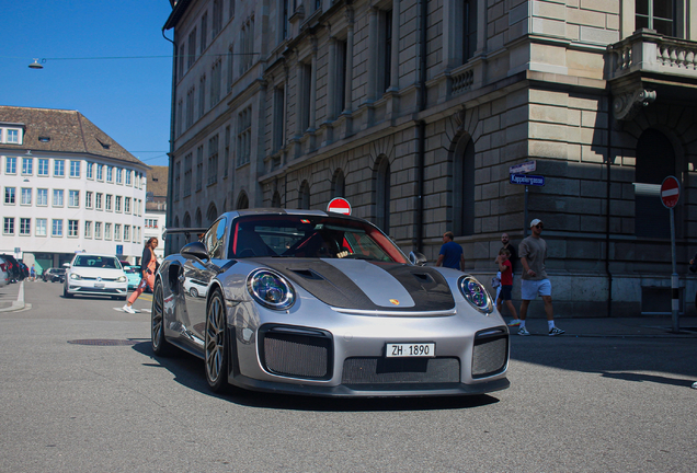 Porsche 991 GT2 RS Weissach Package