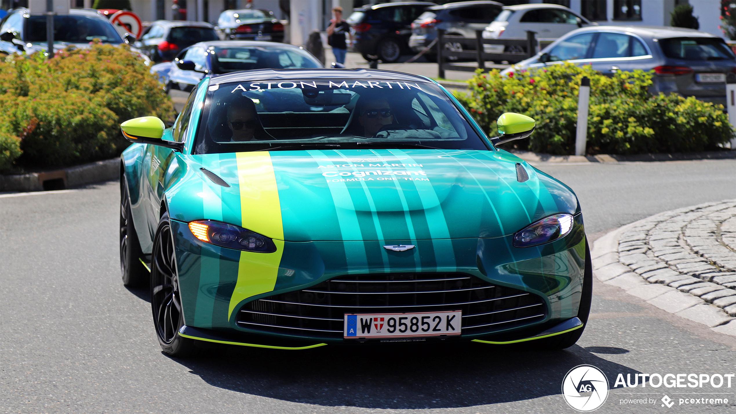 Aston Martin V8 Vantage 2018