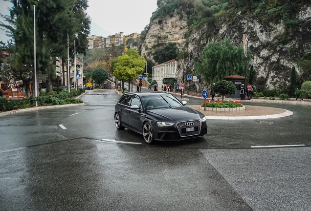 Audi RS4 Avant B8