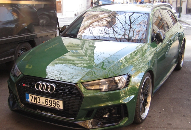 Audi RS4 Avant B9