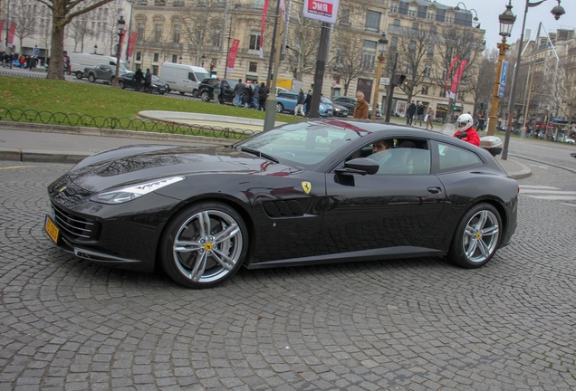 Ferrari GTC4Lusso