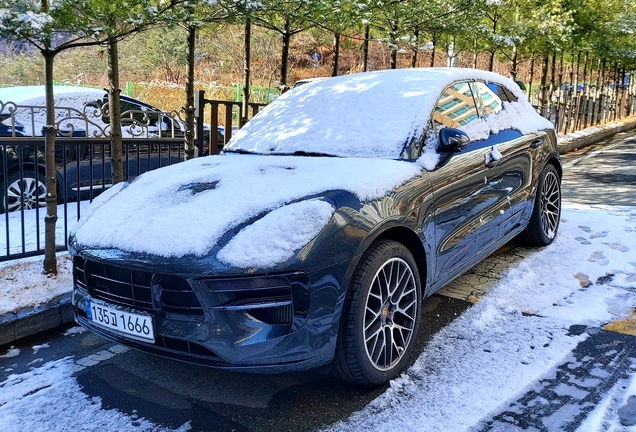 Porsche 95B Macan GTS MkII