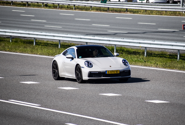 Porsche 992 Carrera S