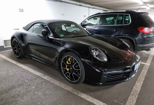 Porsche 992 Turbo S Cabriolet