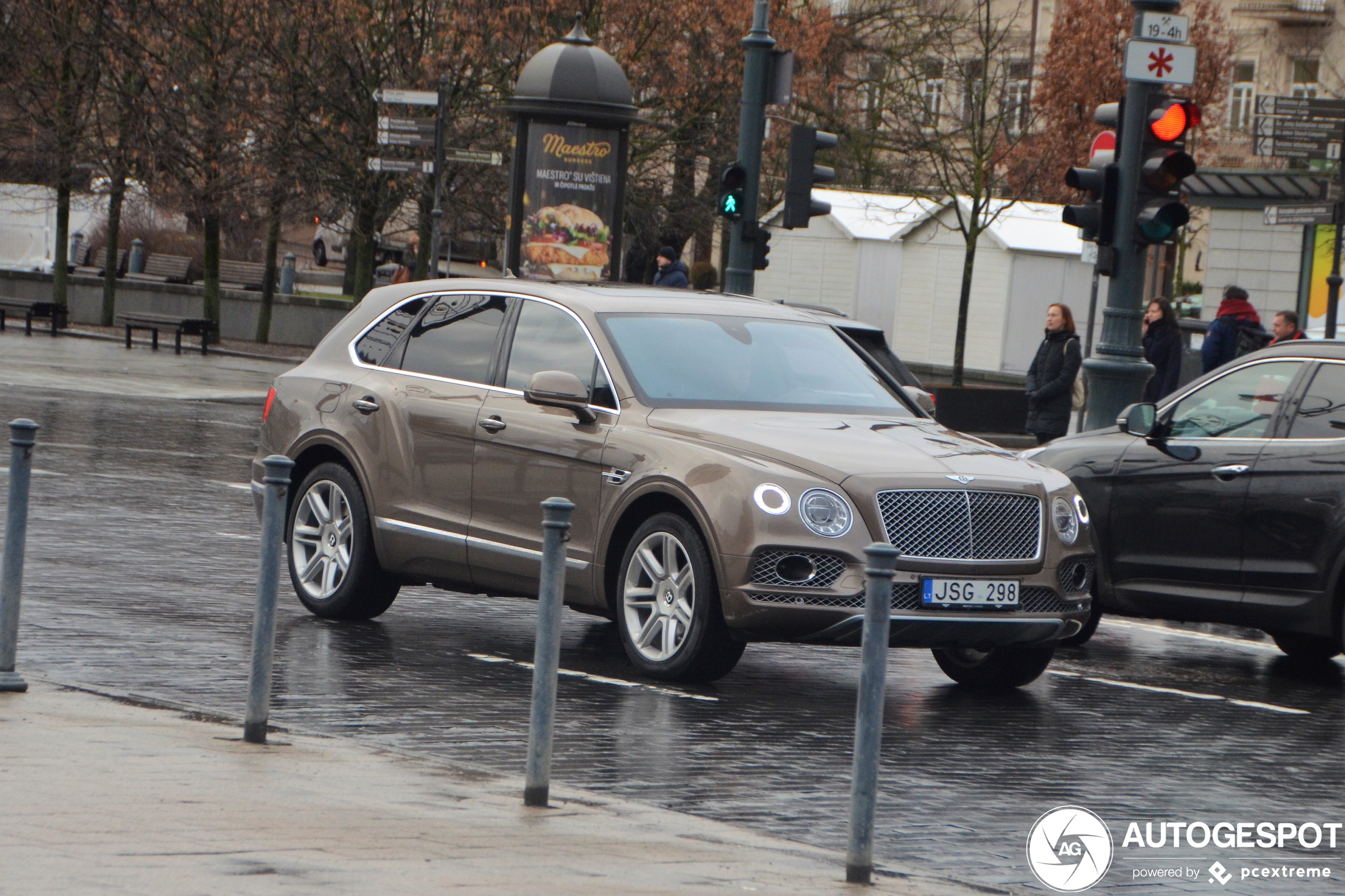 Bentley Bentayga V8