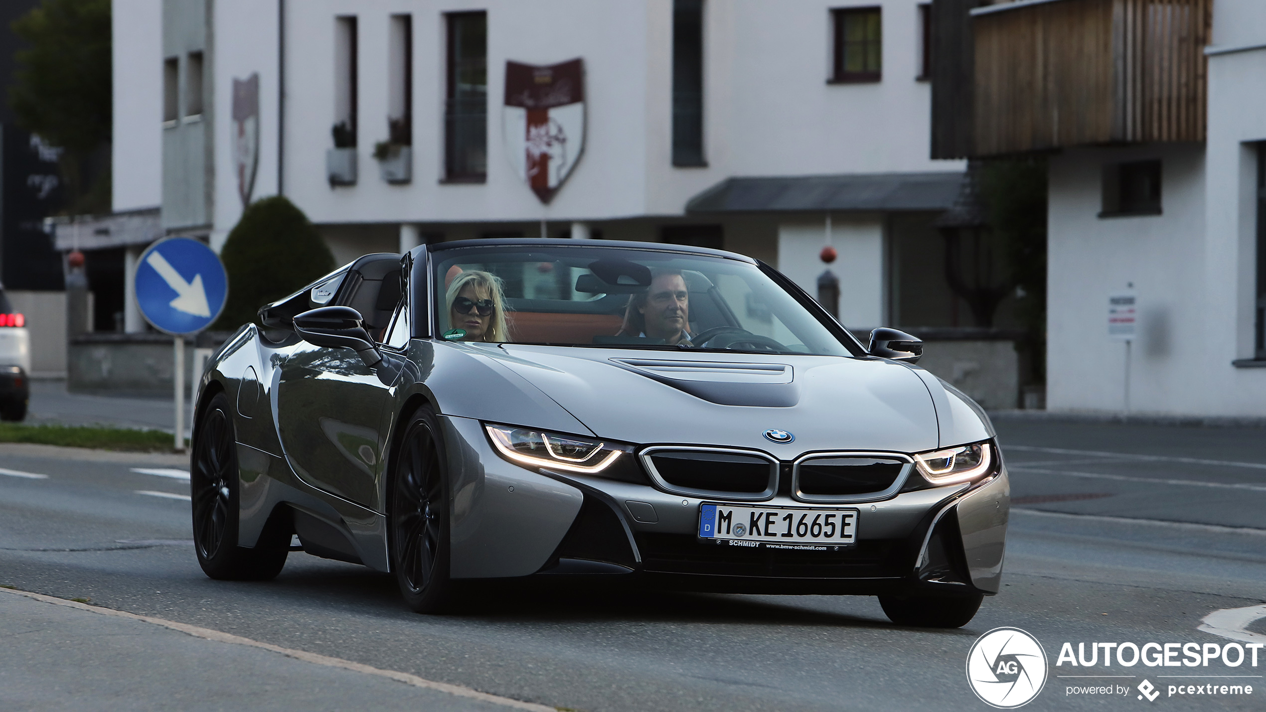 BMW i8 Roadster