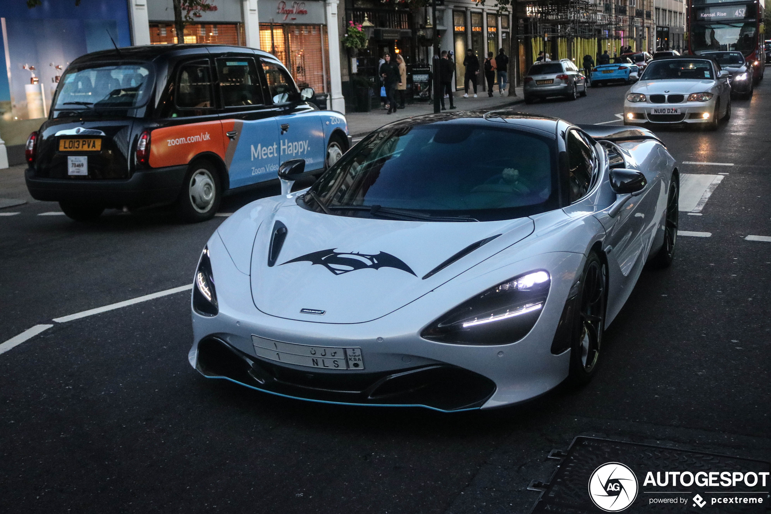 McLaren 720S