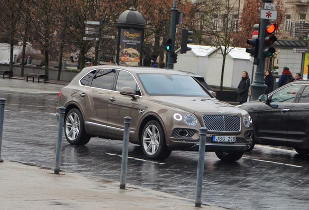 Bentley Bentayga V8