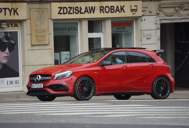 Mercedes-AMG A 45 W176 2015