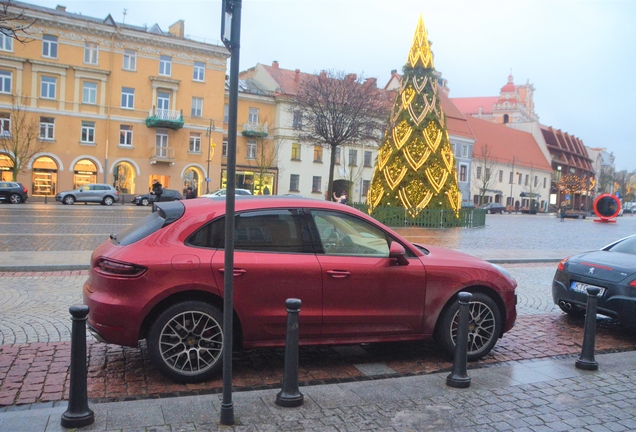 Porsche 95B Macan Turbo