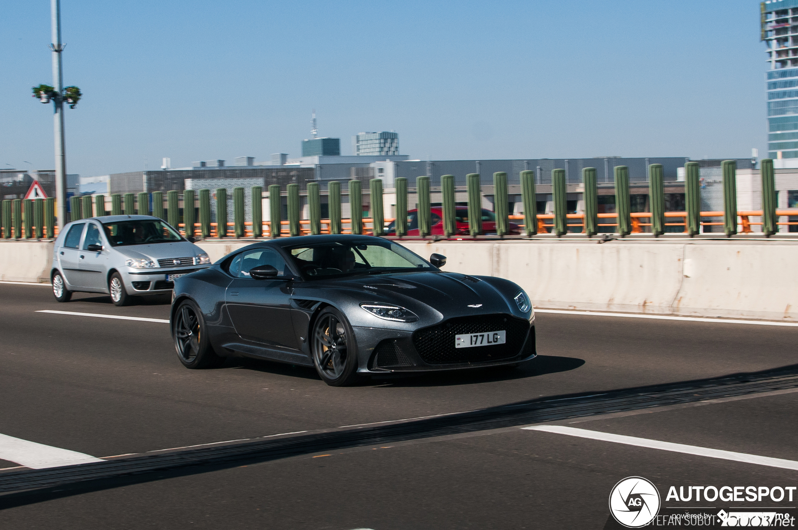 Aston Martin DBS Superleggera