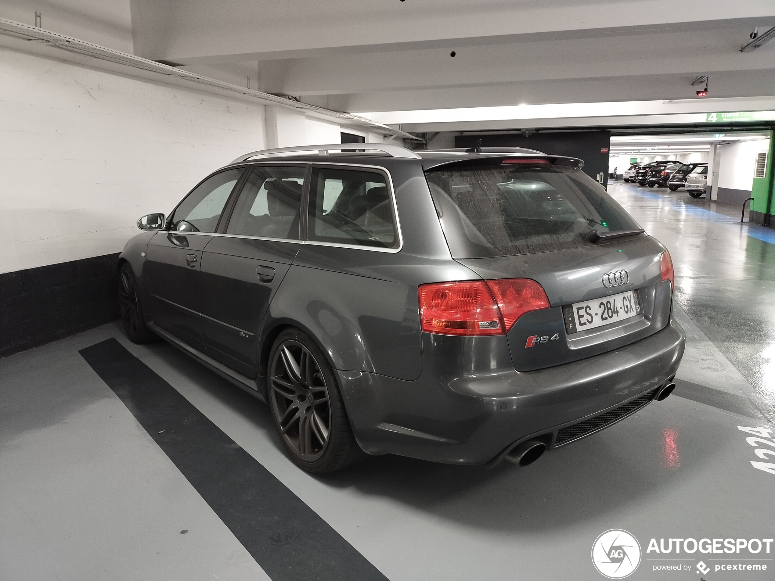 Audi RS4 Avant B7