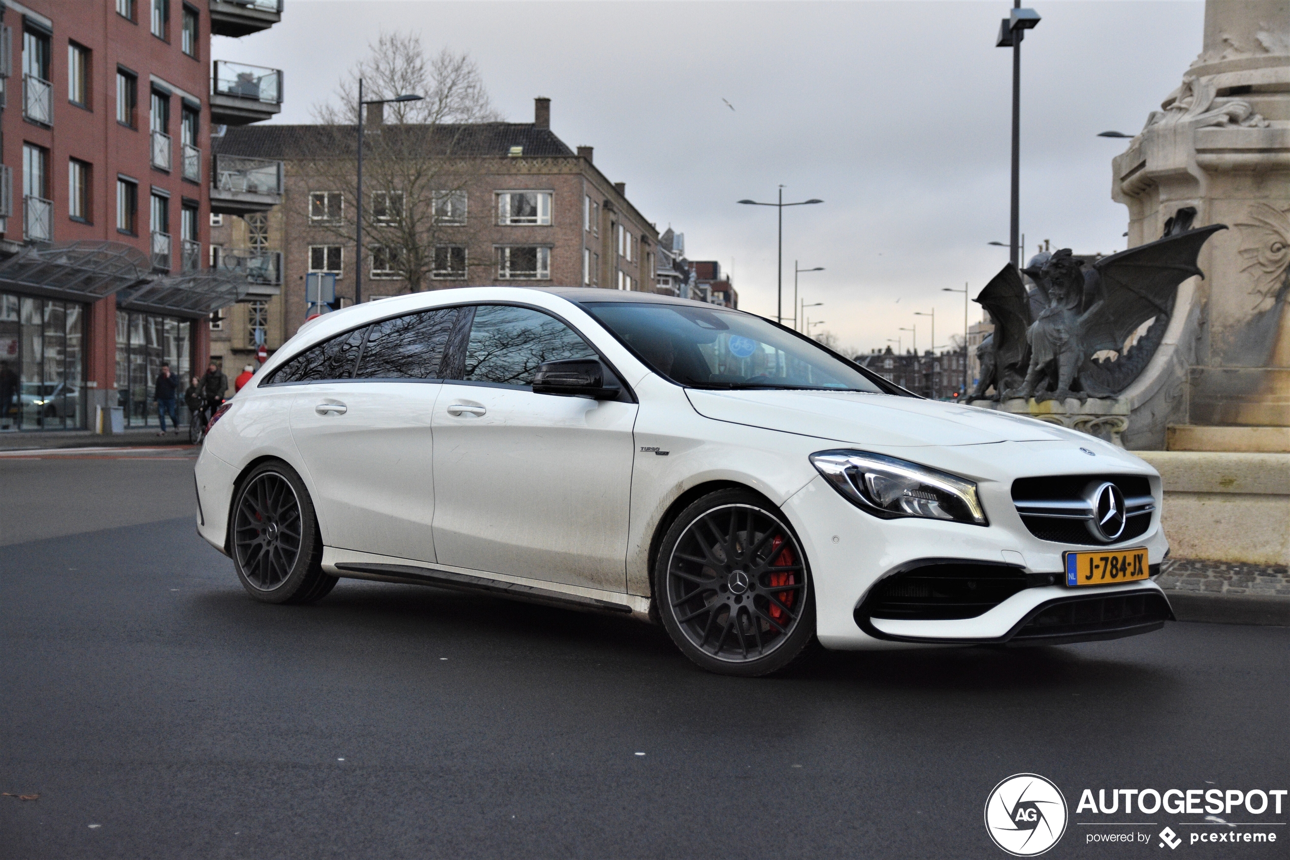 Mercedes-AMG CLA 45 Shooting Brake X117 2017