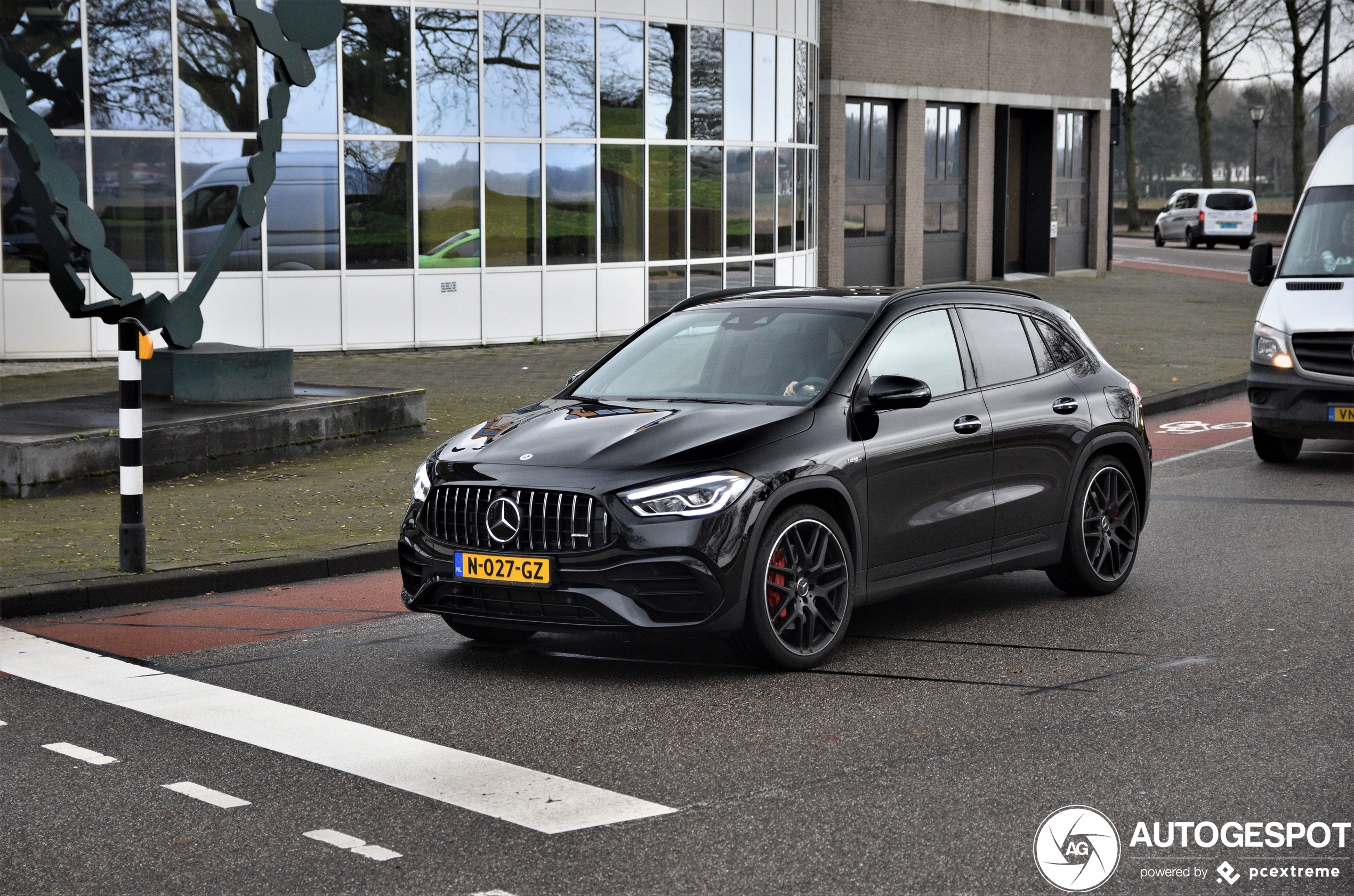 Mercedes-AMG GLA 45 S 4MATIC+ H247