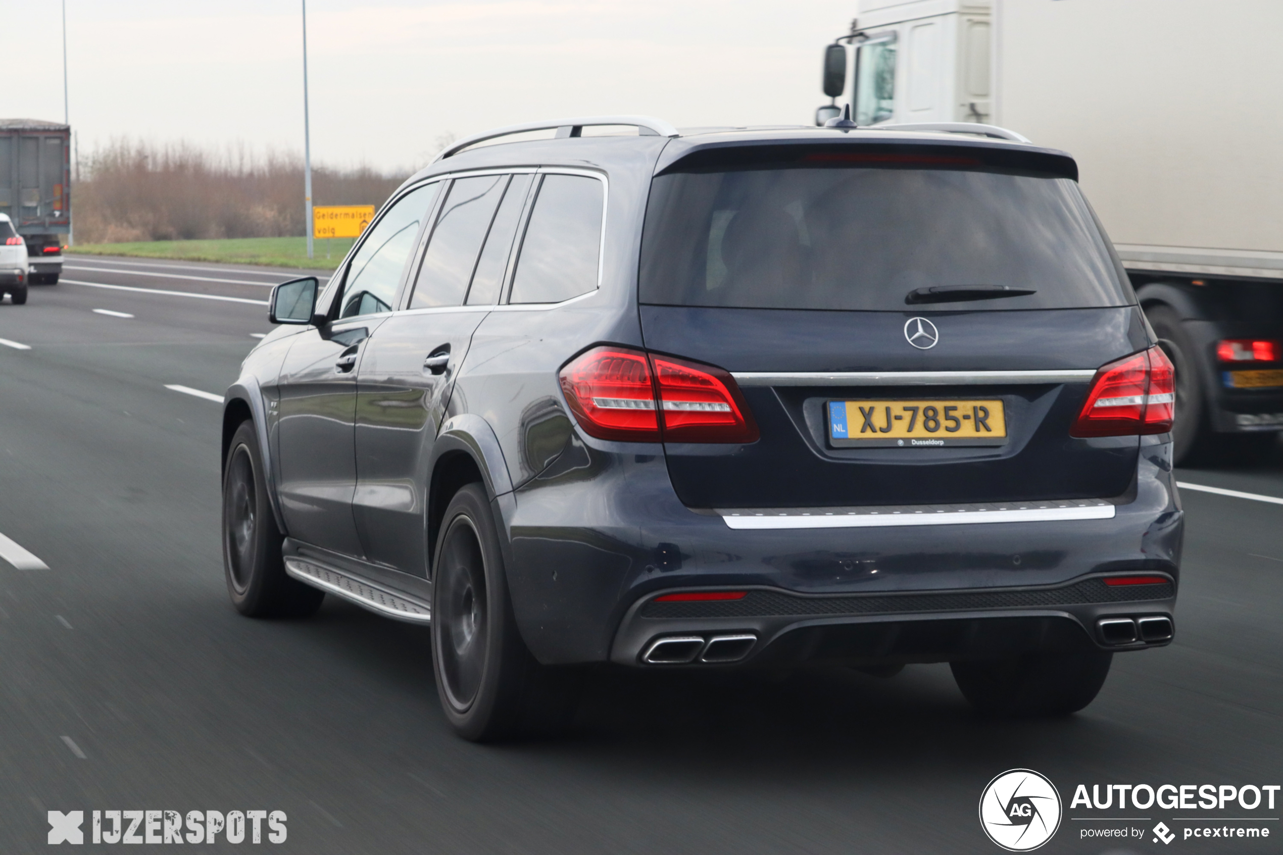 Mercedes-AMG GLS 63 X166