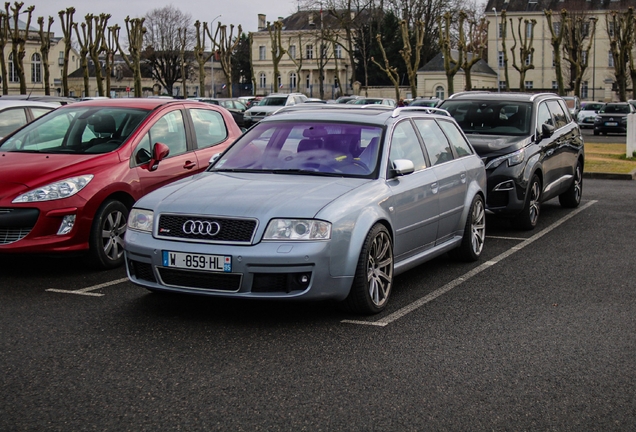 Audi RS6 Avant C5