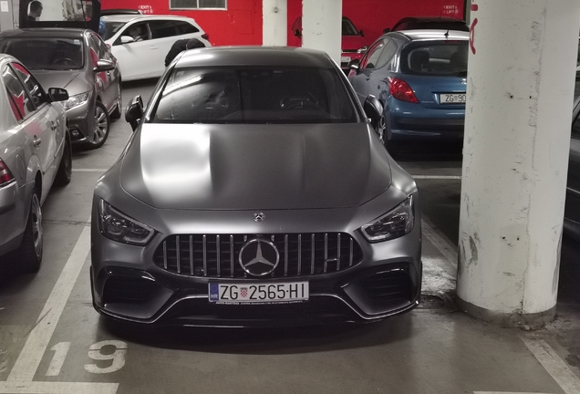 Mercedes-AMG GT 63 S X290