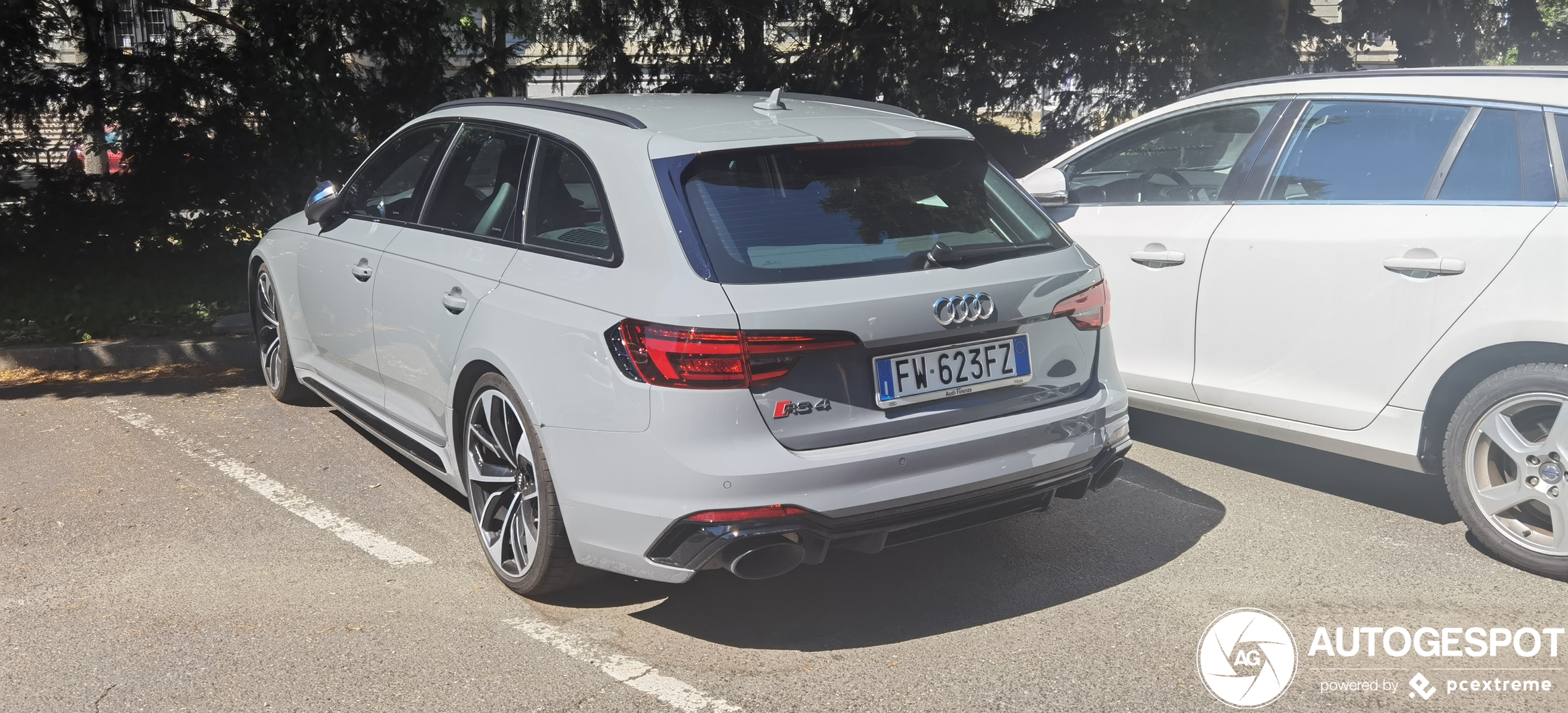 Audi RS4 Avant B9