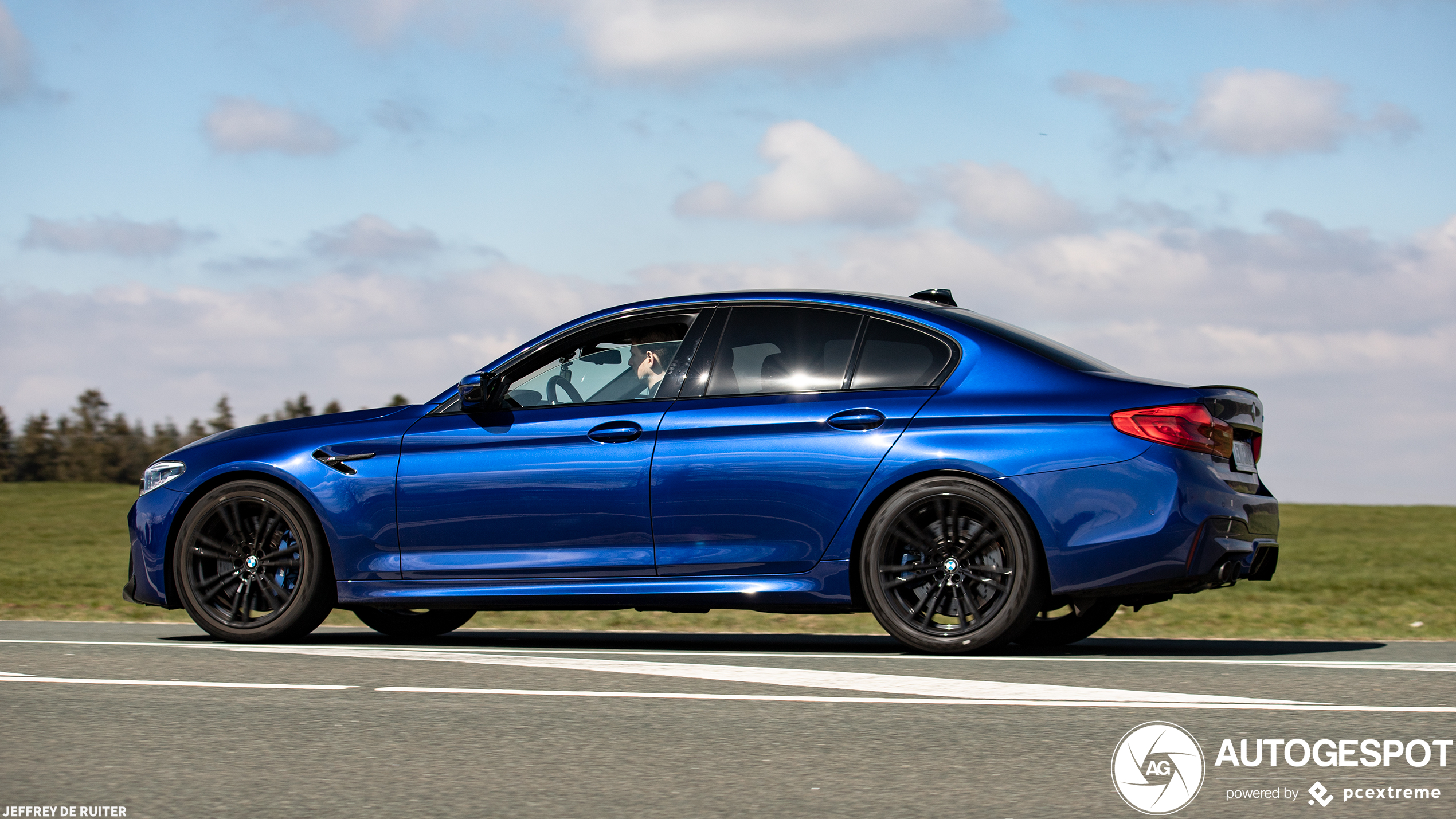 BMW M5 F90