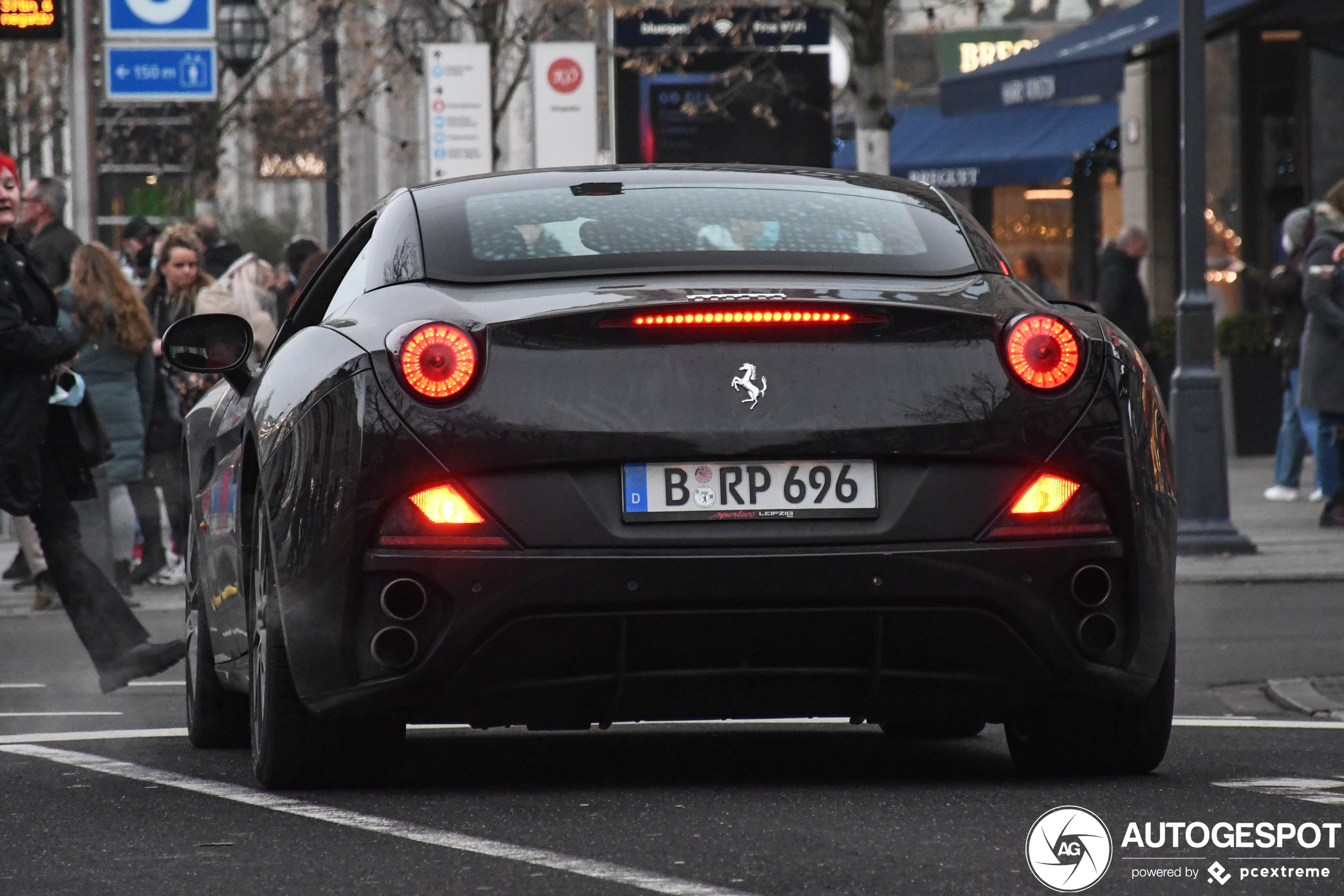 Ferrari California