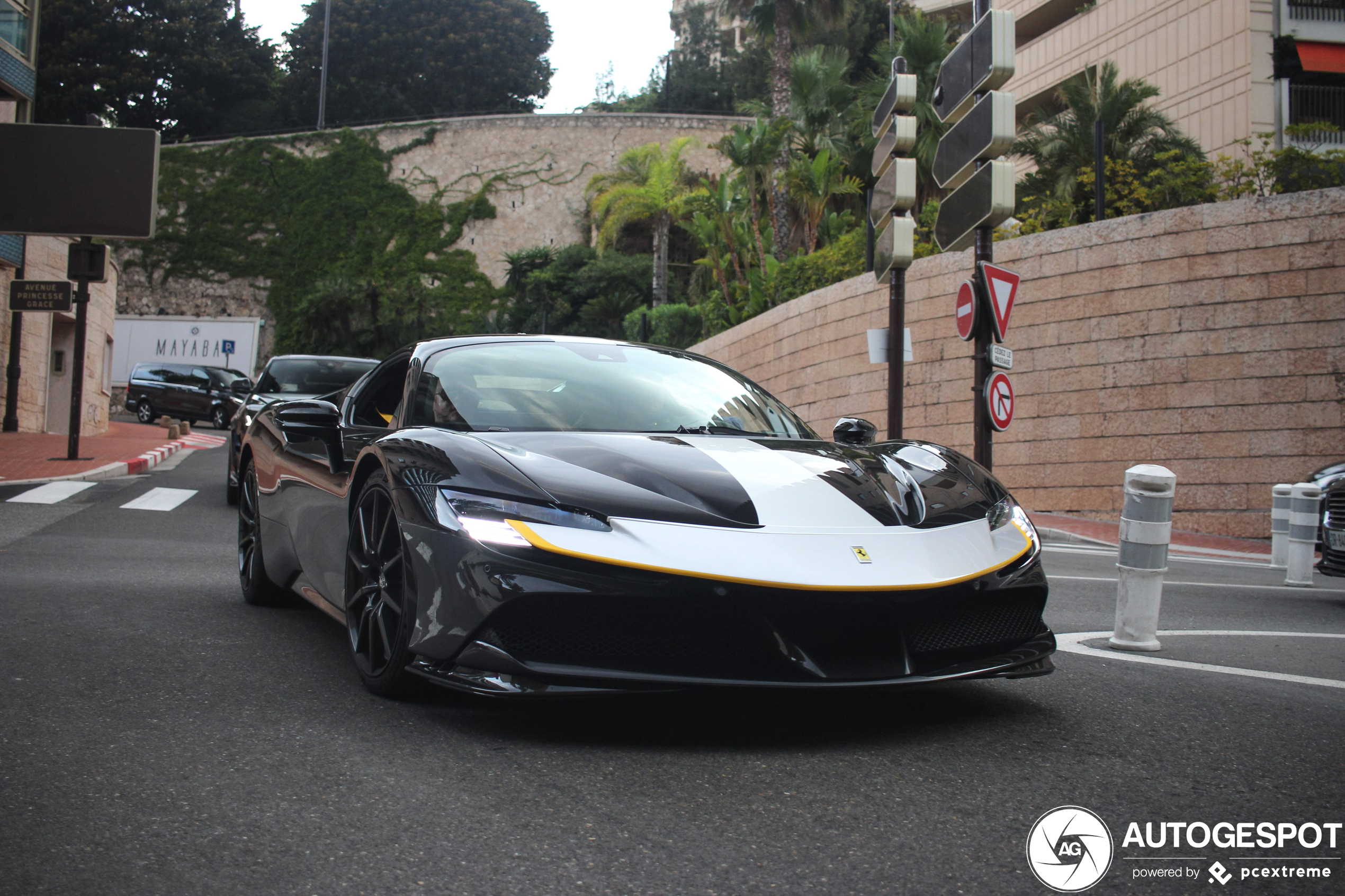 Ferrari SF90 Stradale Assetto Fiorano