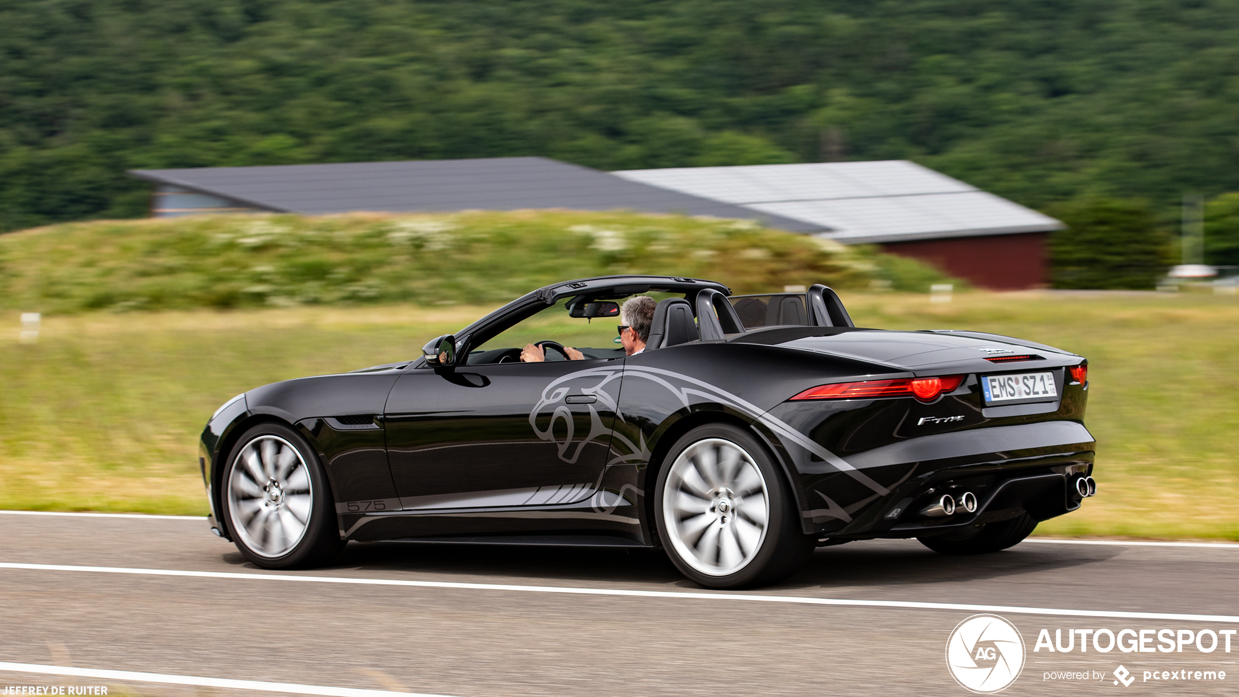 Jaguar F-TYPE R Convertible