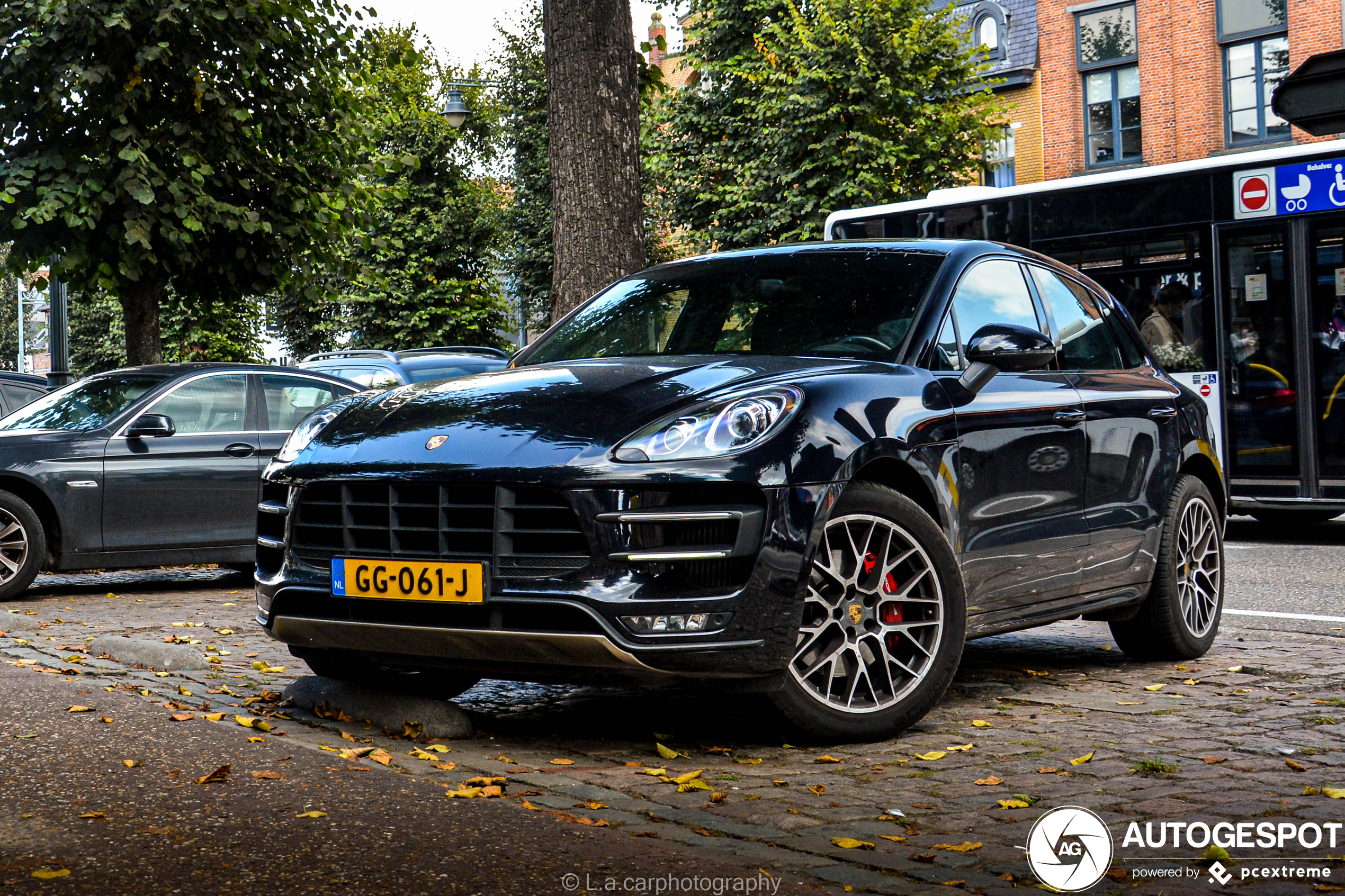 Porsche 95B Macan Turbo