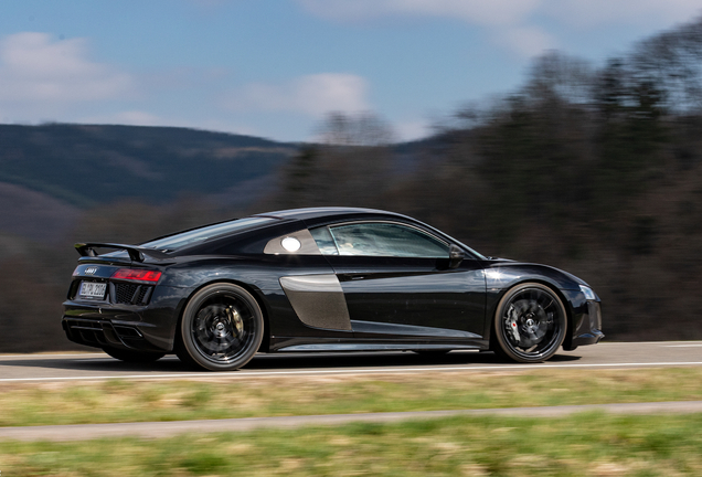 Audi R8 V10 Plus 2015