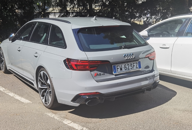 Audi RS4 Avant B9