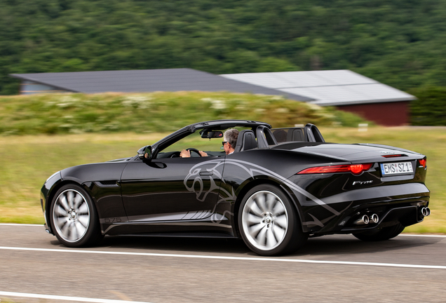 Jaguar F-TYPE R Convertible