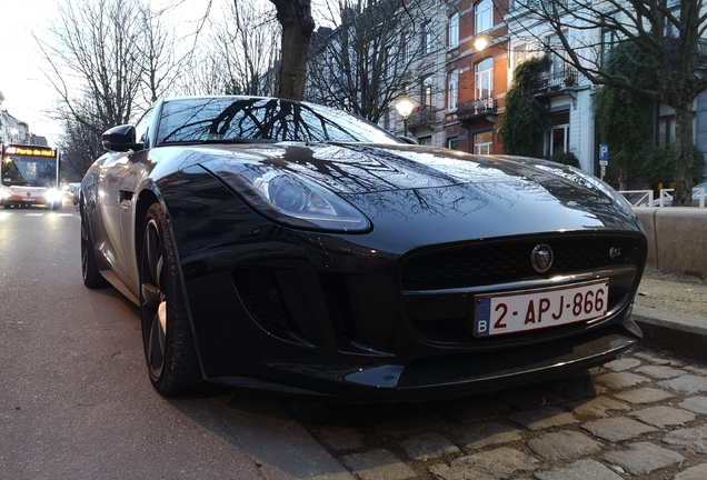 Jaguar F-TYPE S Coupé