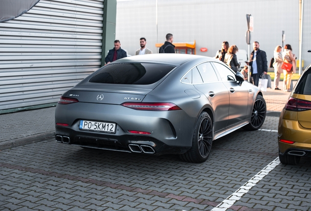 Mercedes-AMG GT 63 S X290