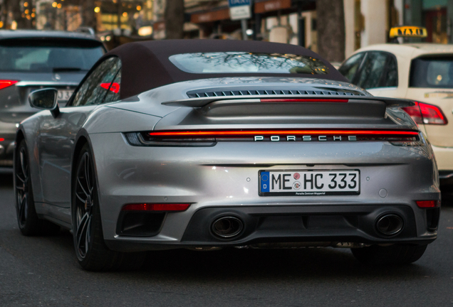 Porsche 992 Turbo S Cabriolet