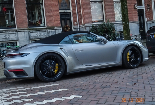 Porsche 992 Turbo S Cabriolet