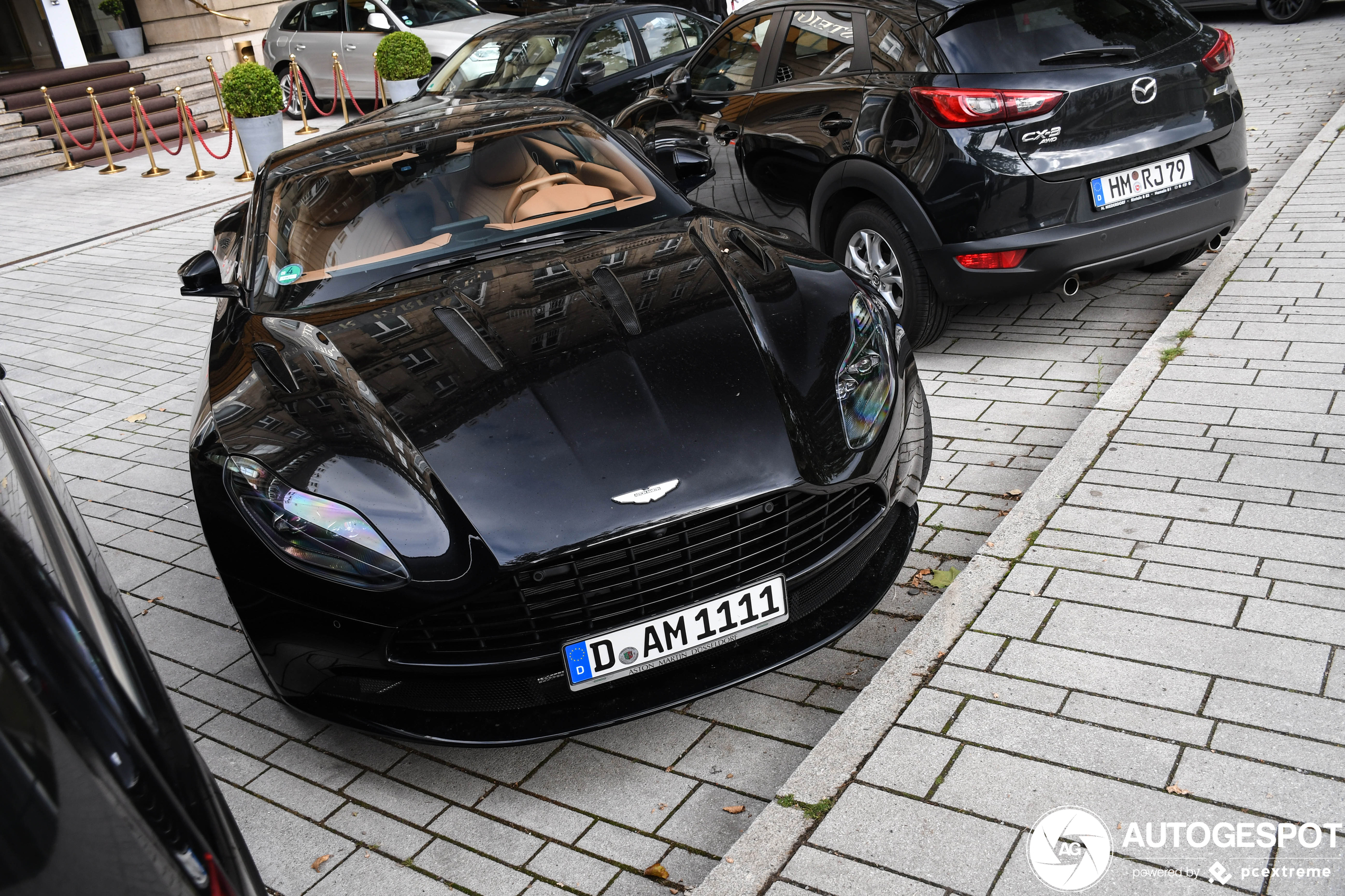 Aston Martin DB11 AMR