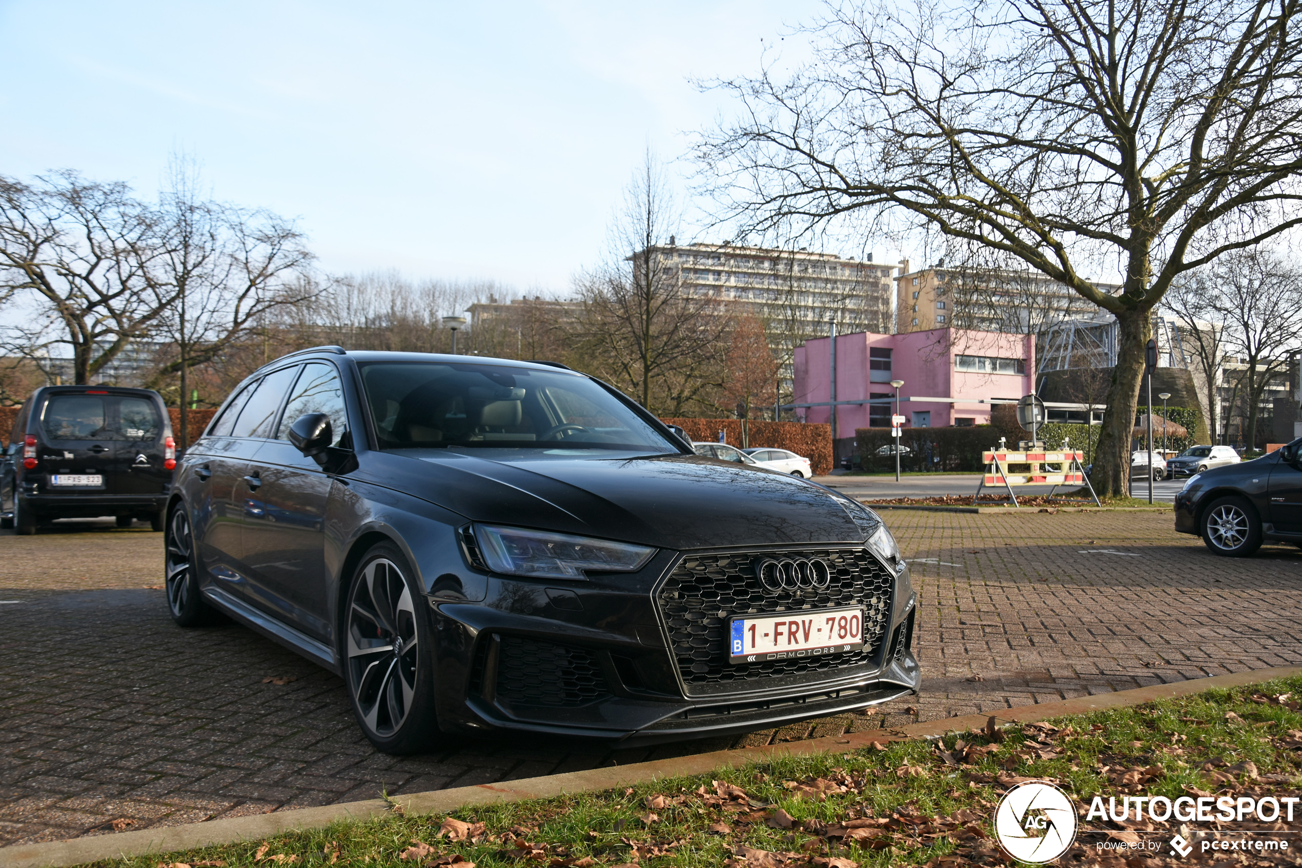 Audi RS4 Avant B9