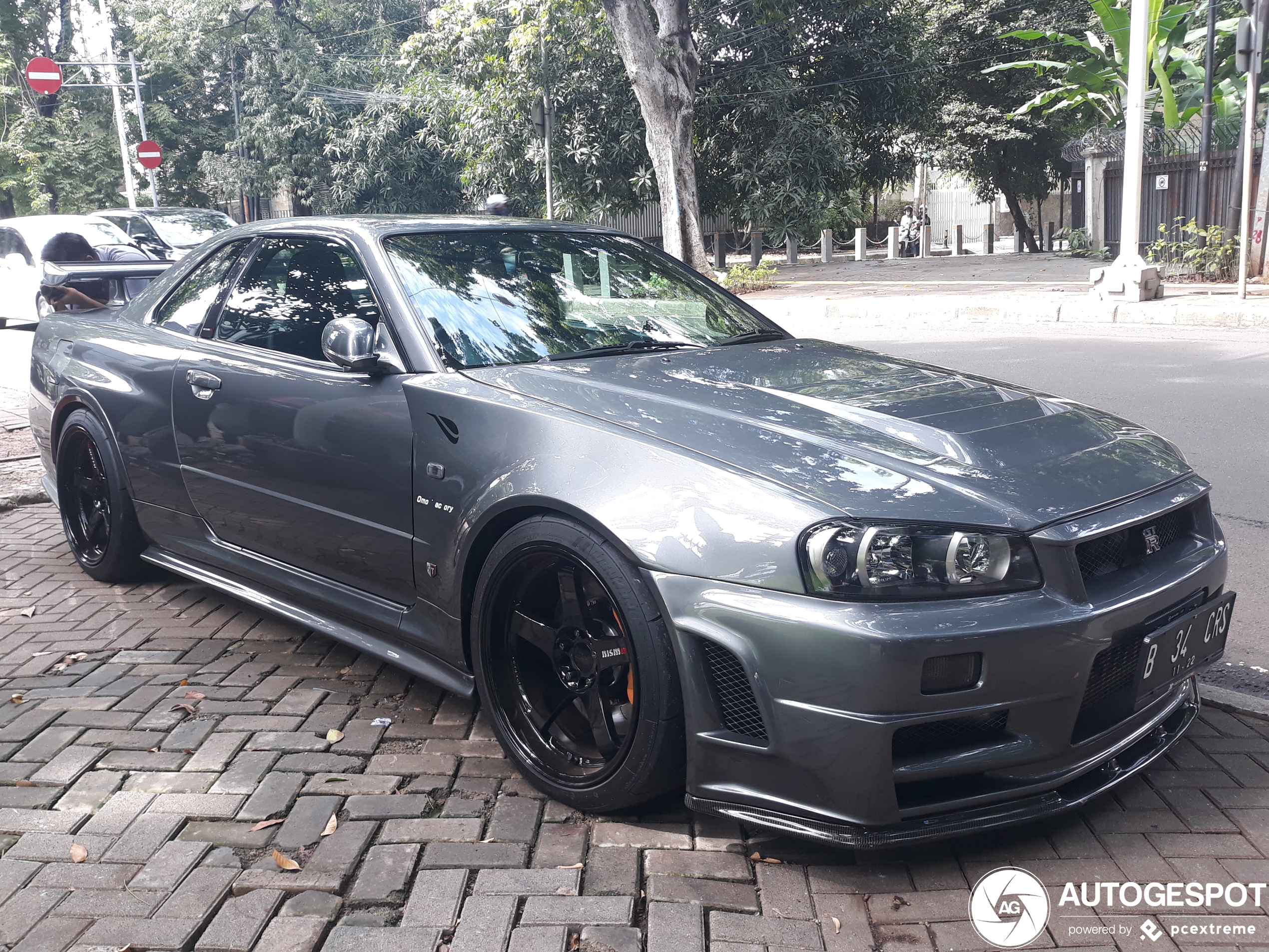 Nissan Skyline R34 GT-R V-Spec II Nür Nismo Clubman Race Spec