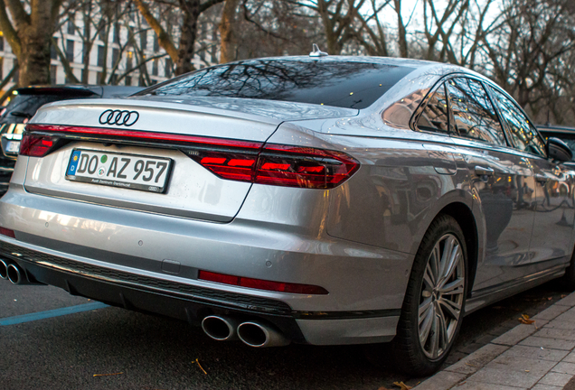 Audi S8 D5