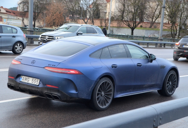 Mercedes-AMG GT 63 X290