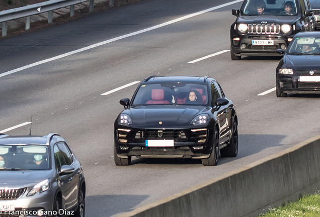 Porsche 95B Macan Turbo