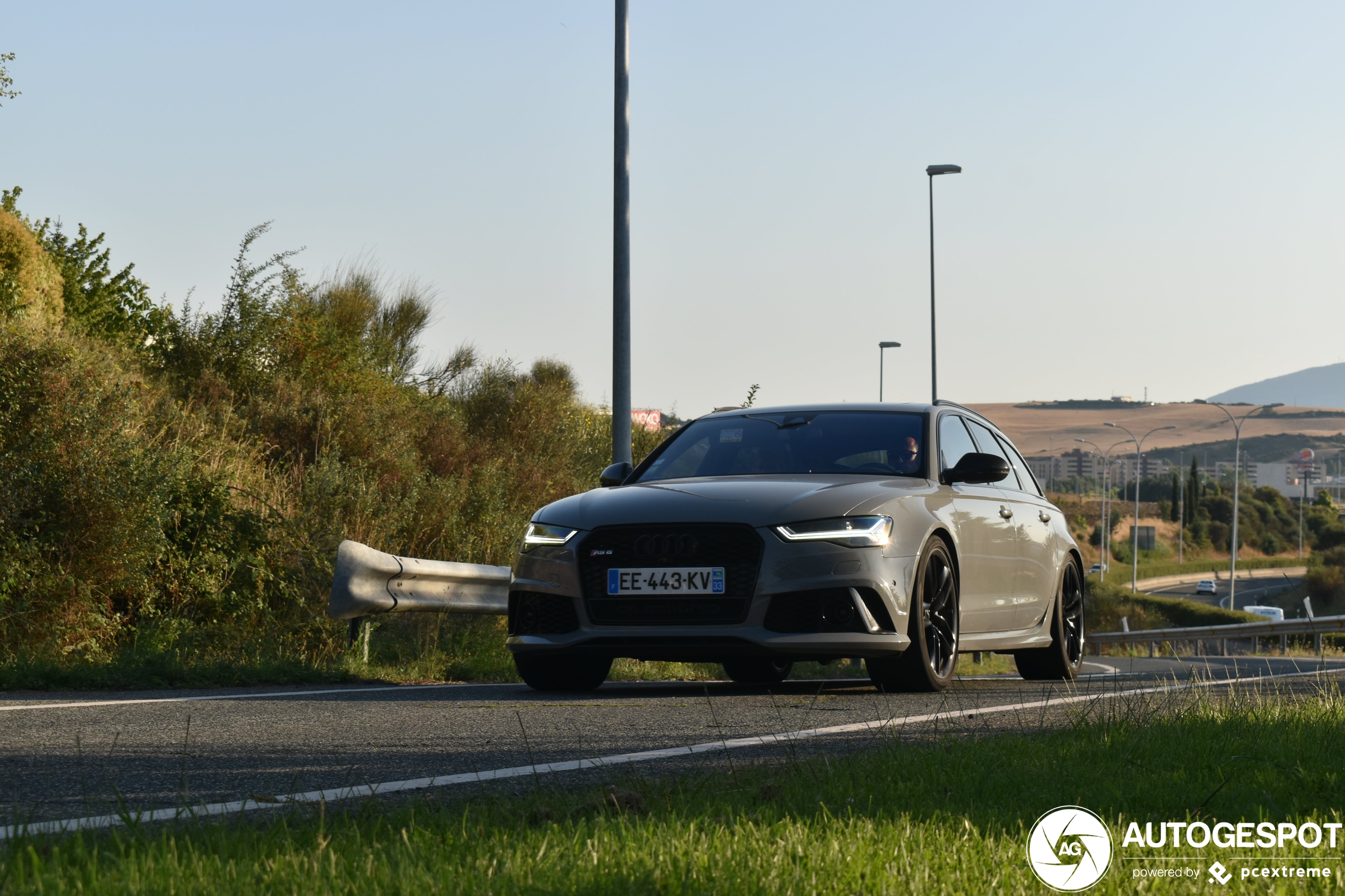 Audi RS6 Avant C7 2015