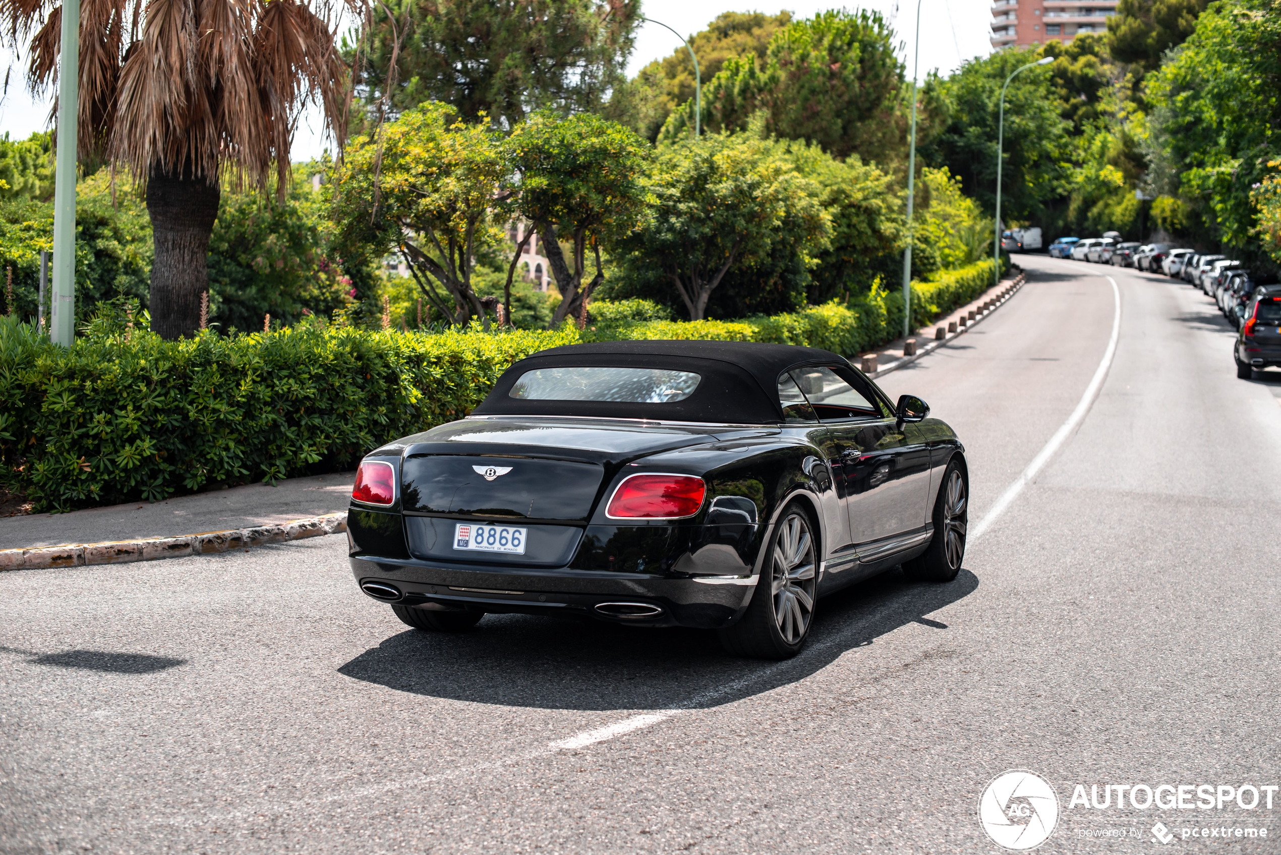 Bentley Continental GTC 2012