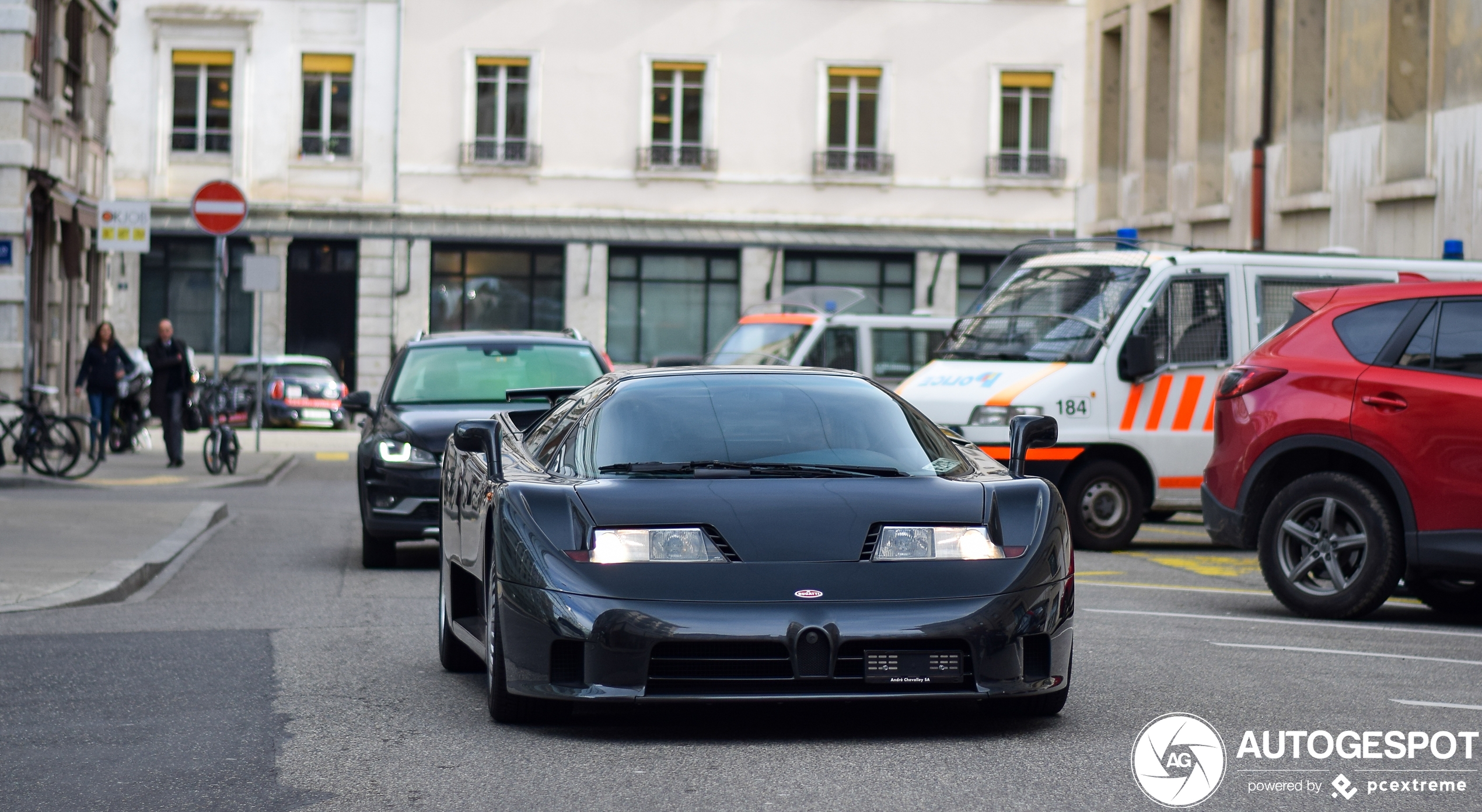 Bugatti EB110 GT