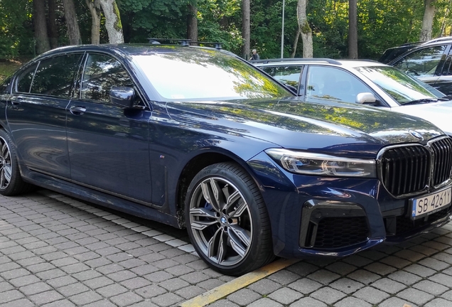 BMW M760Li xDrive 2019