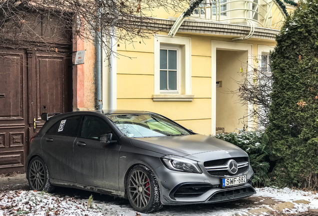 Mercedes-AMG A 45 W176 2015