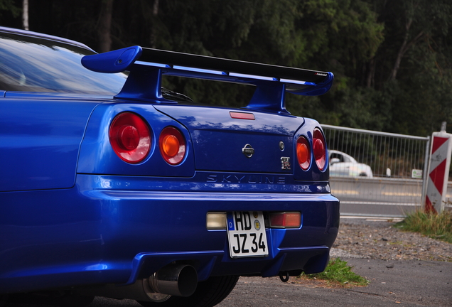 Nissan Skyline R34 GT-R