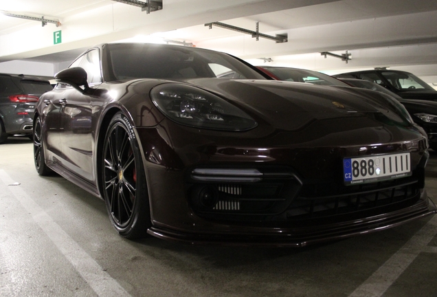 Porsche 971 Panamera Turbo Sport Turismo